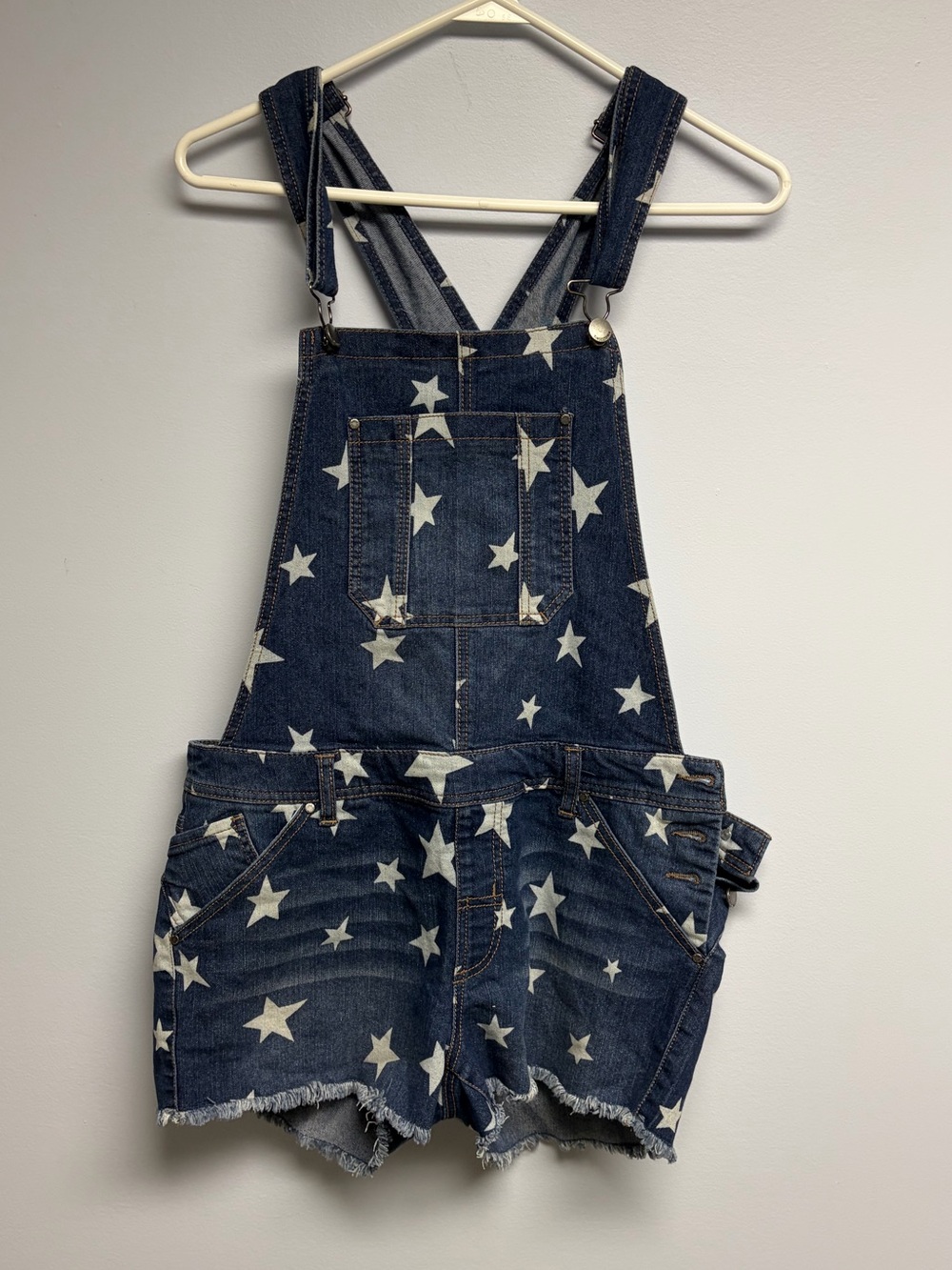 Tinseltown Star-Print Denim Short Overalls - Blue